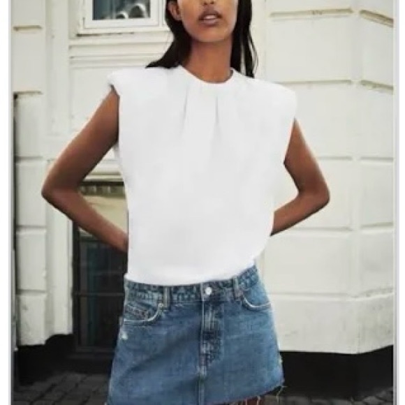 Babaton Taupe Muscle Top - Picture 4 of 4